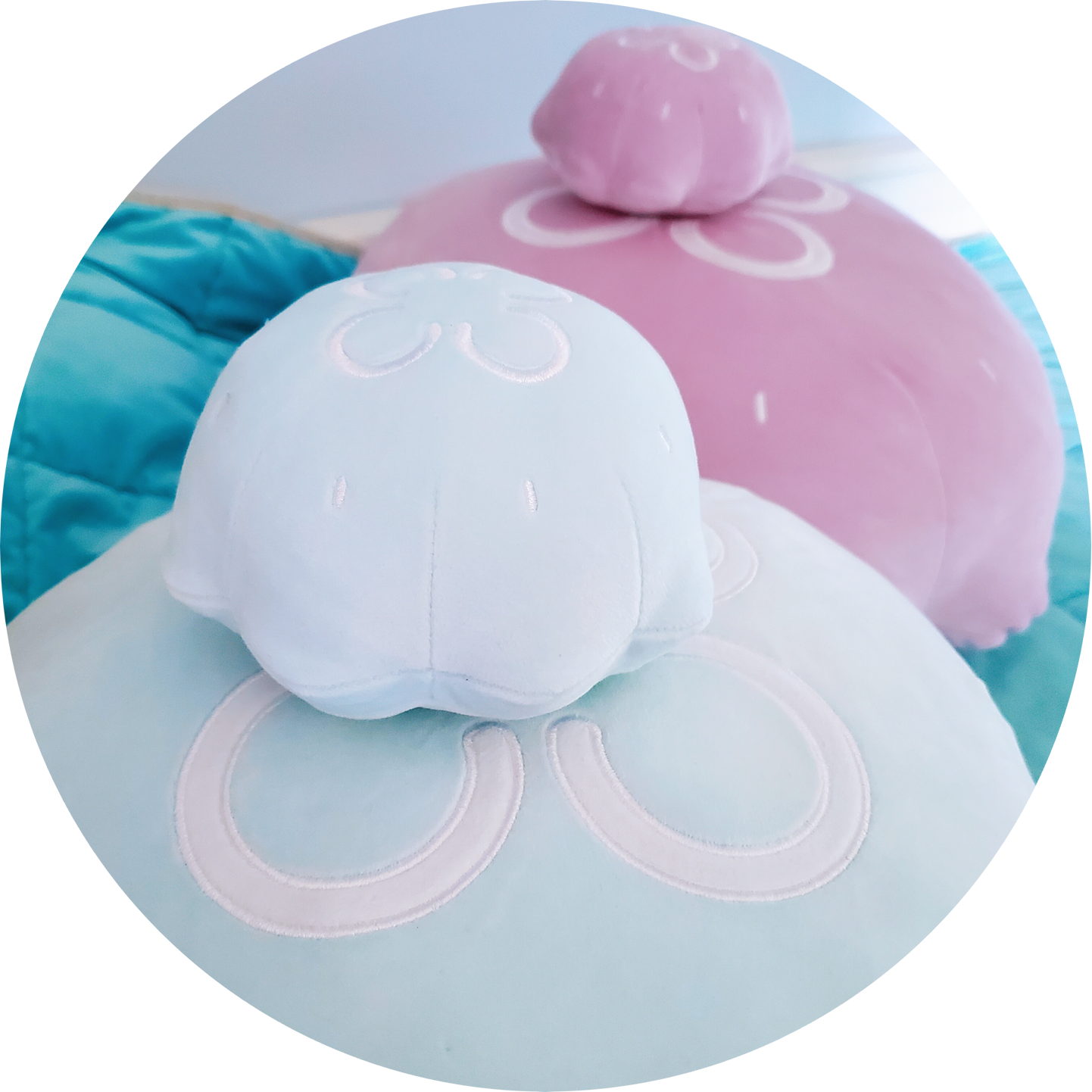 Moon Jelly Plushes Umvvelt